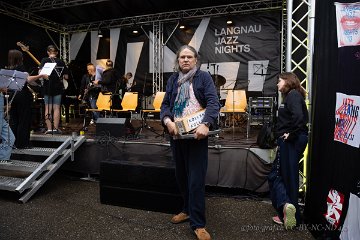 20250726-185325 : Viehmarkt